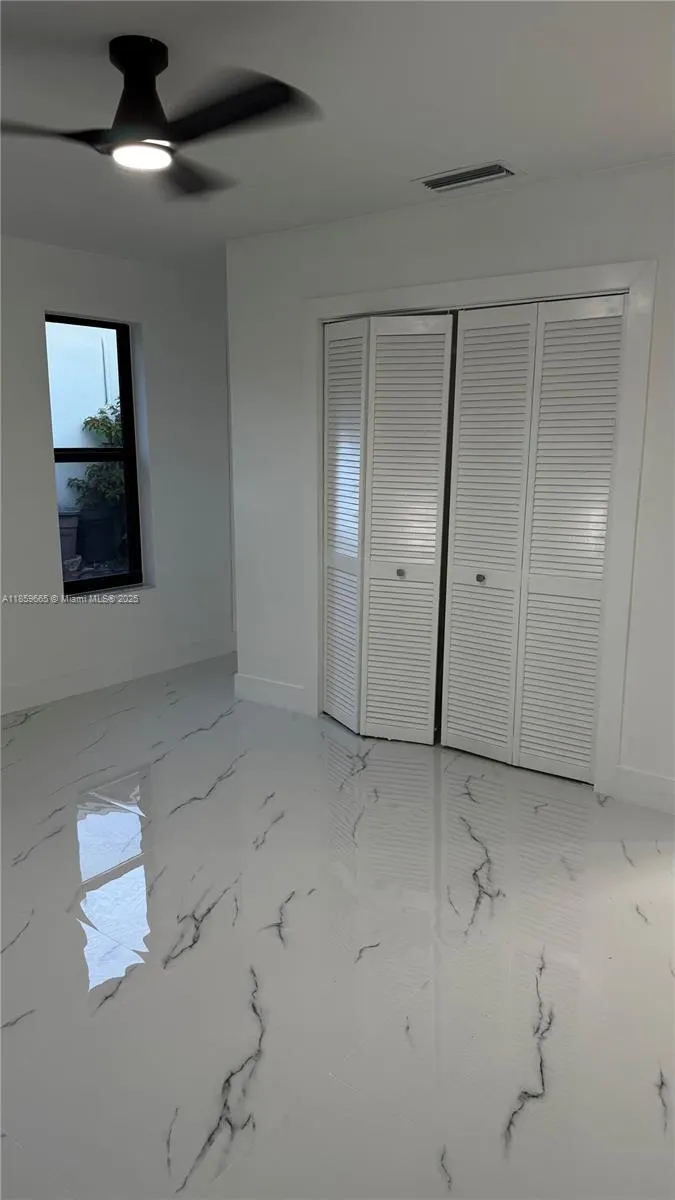 10500 NW 2nd Ct