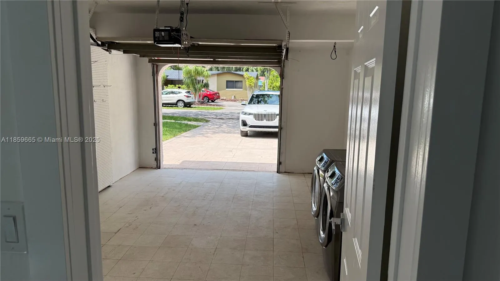 10500 NW 2nd Ct