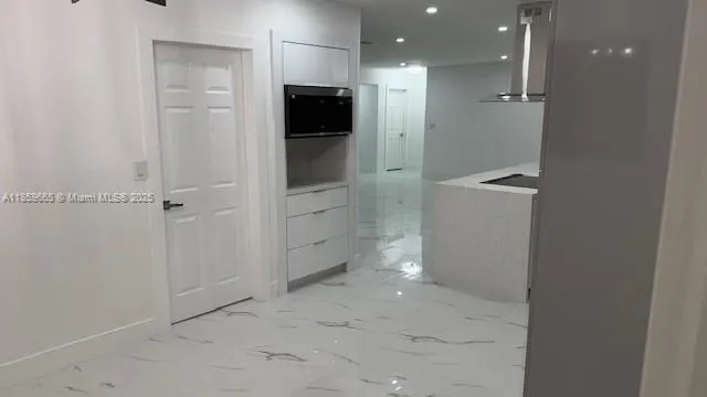 10500 NW 2nd Ct