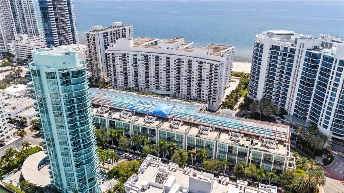 6000 Collins Ave, #146