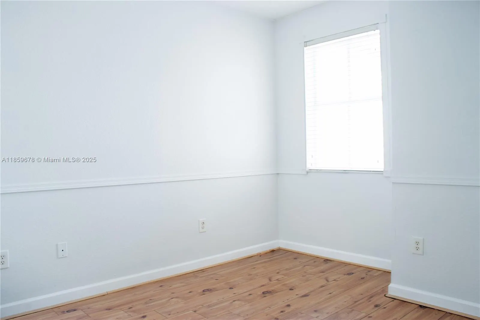 153 SE 28th Pl, #3