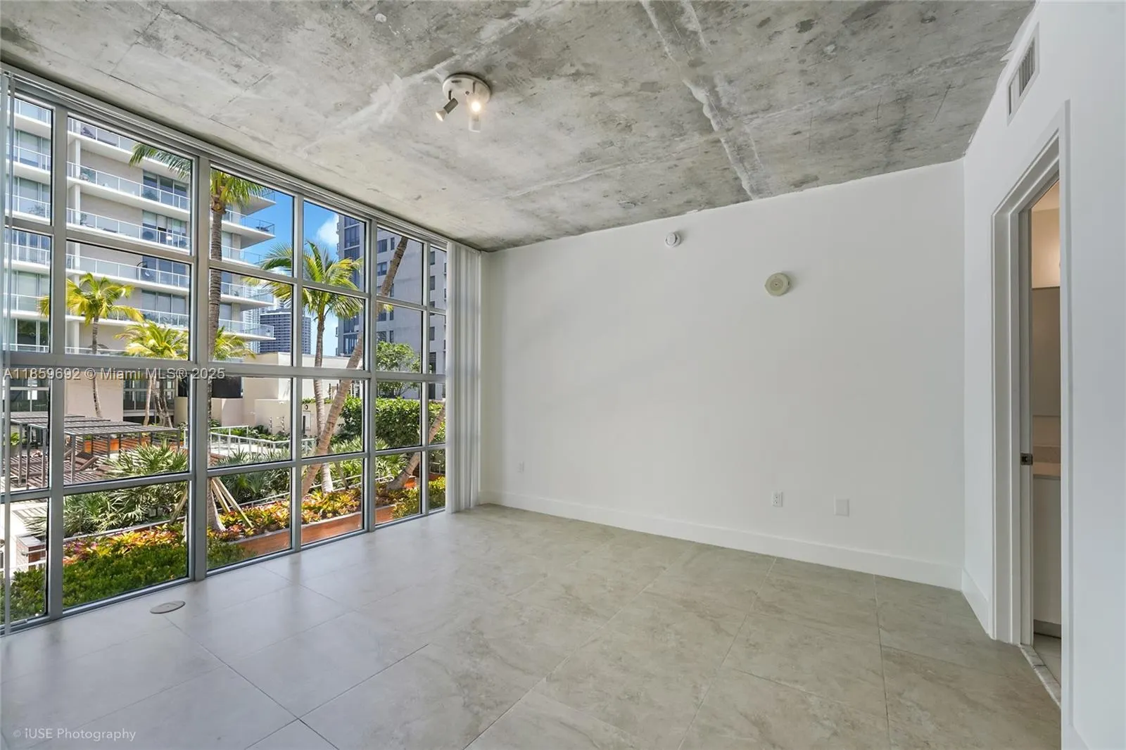 3451 NE 1st Ave, #M0808