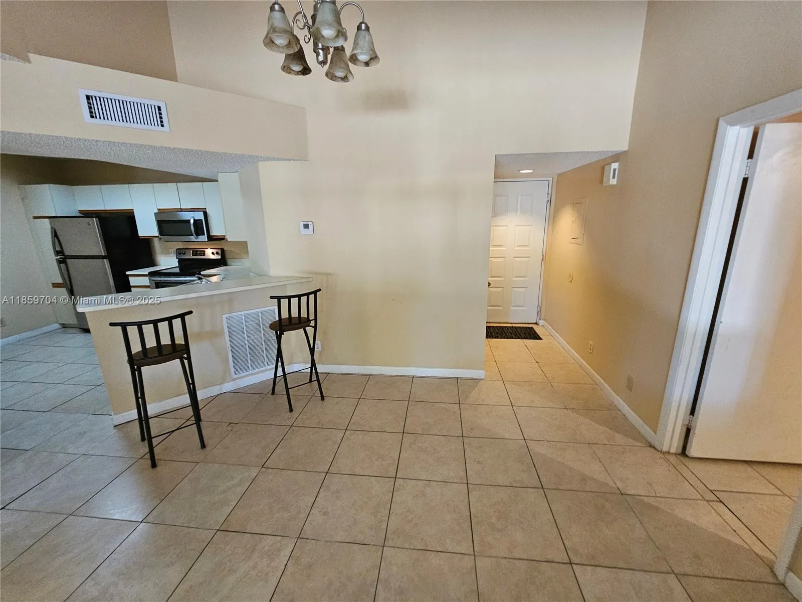 8701 Wiles Rd, #305