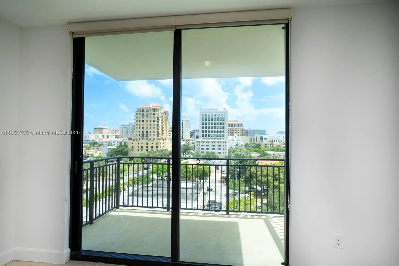1300 Ponce De Leon Blvd, #709
