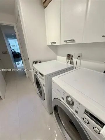 17121 Collins Ave, #2505