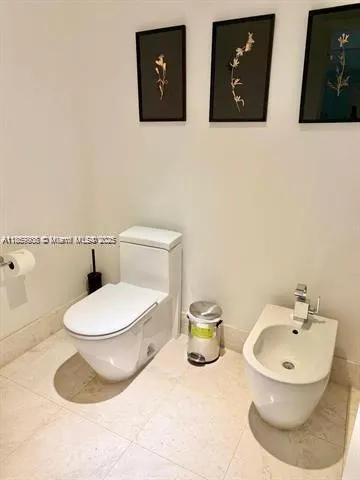 17121 Collins Ave, #2505