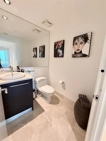 17121 Collins Ave, #2505