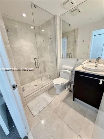 17121 Collins Ave, #2505