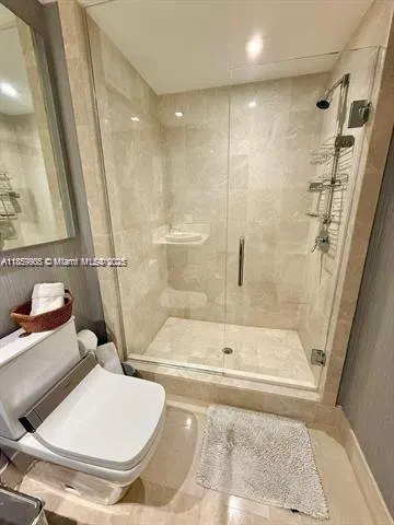 17121 Collins Ave, #2505
