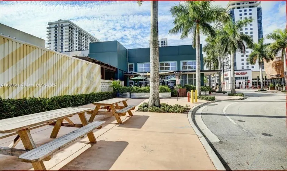 5300 Paseo Blvd, #511