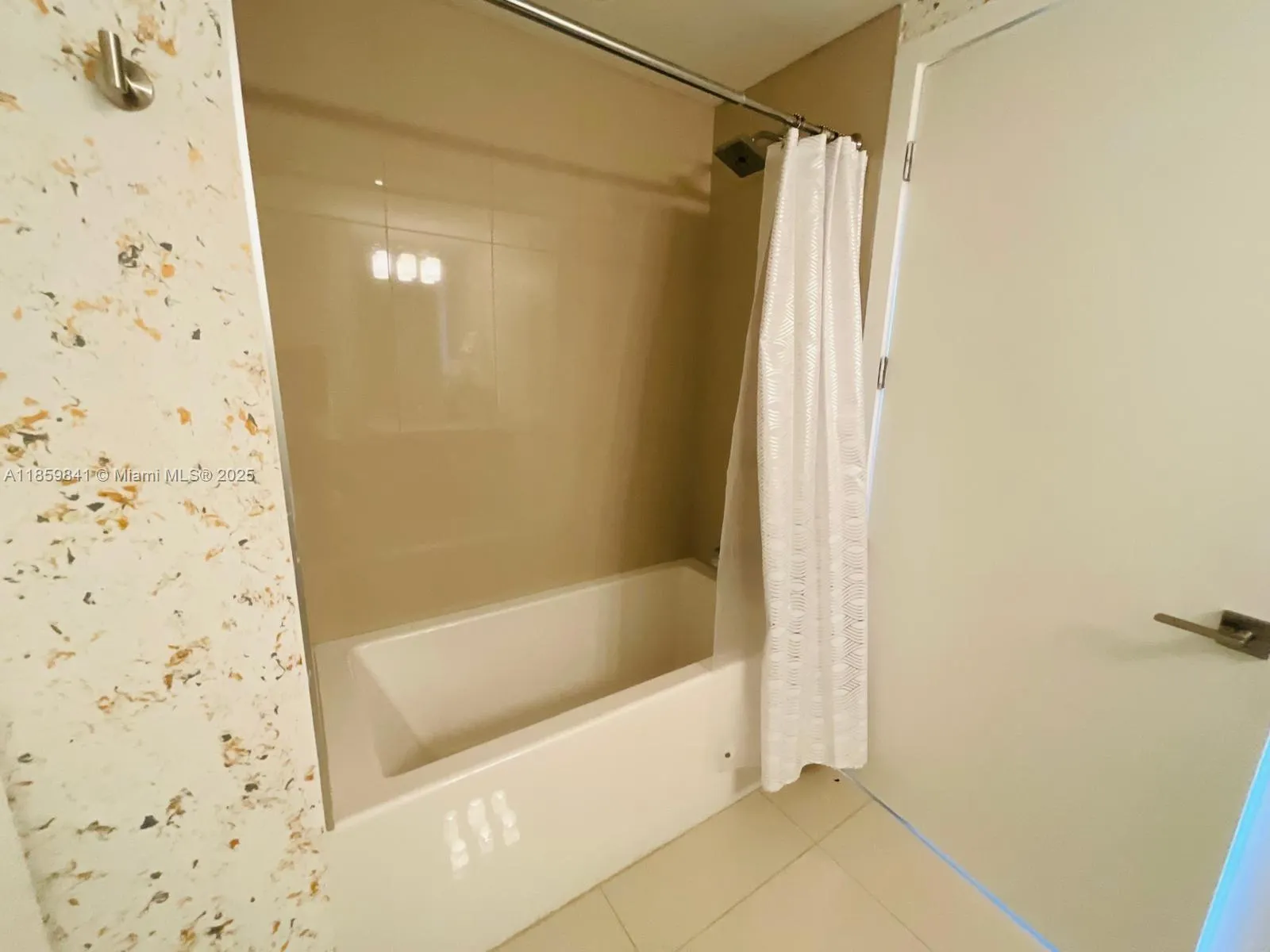 5300 Paseo Blvd, #511