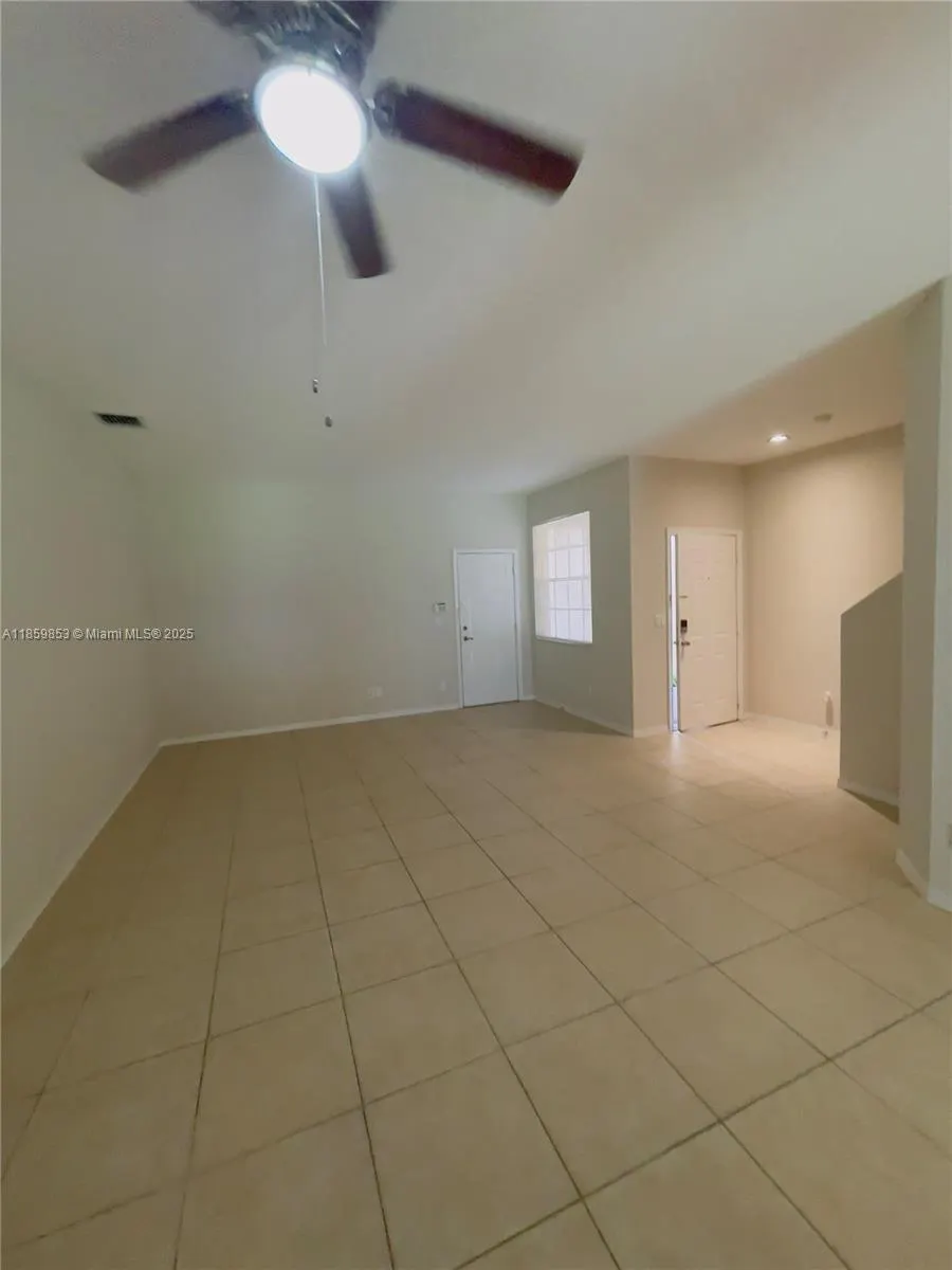 1560 SE Wilshire Pl, #103