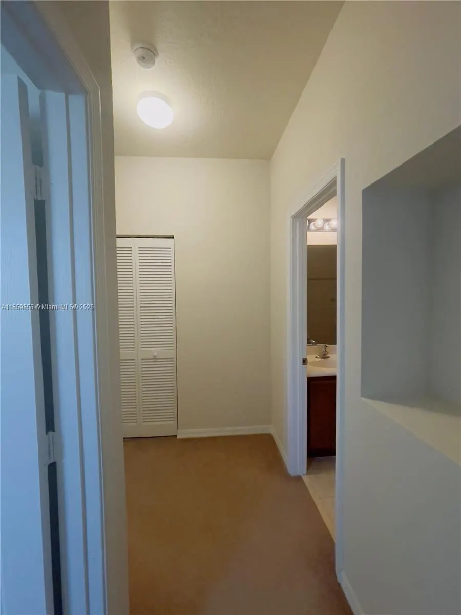 1560 SE Wilshire Pl, #103