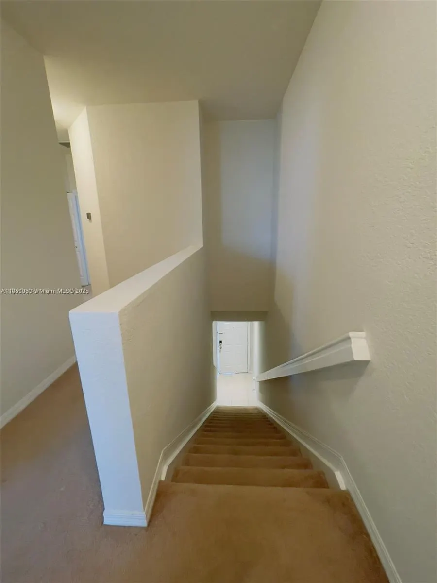 1560 SE Wilshire Pl, #103