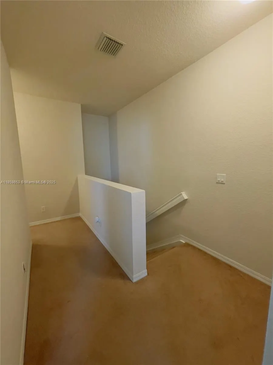 1560 SE Wilshire Pl, #103