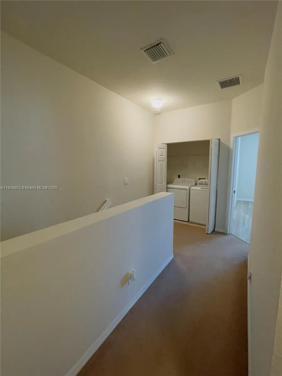 1560 SE Wilshire Pl, #103