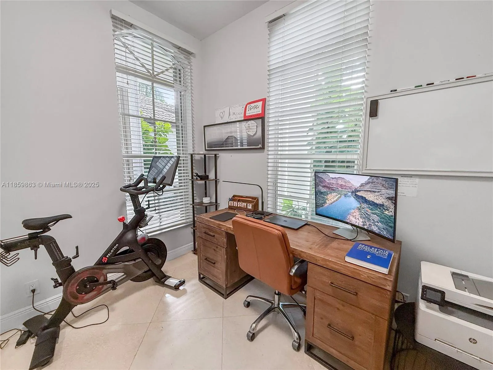 2514 Poinciana Dr