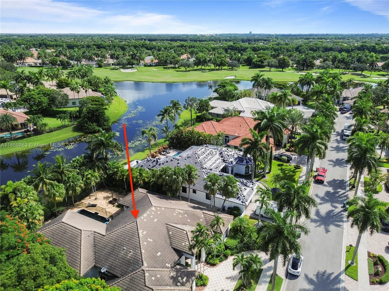 2514 Poinciana Dr
