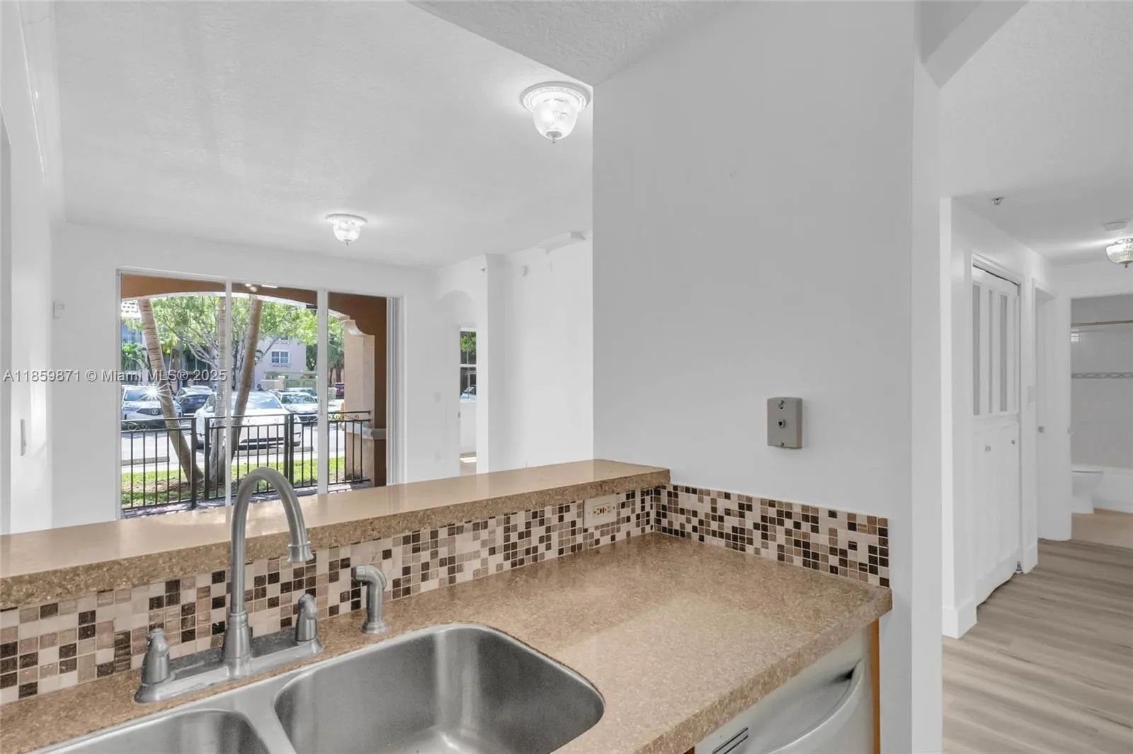 6670 NW 114th Ave, #601