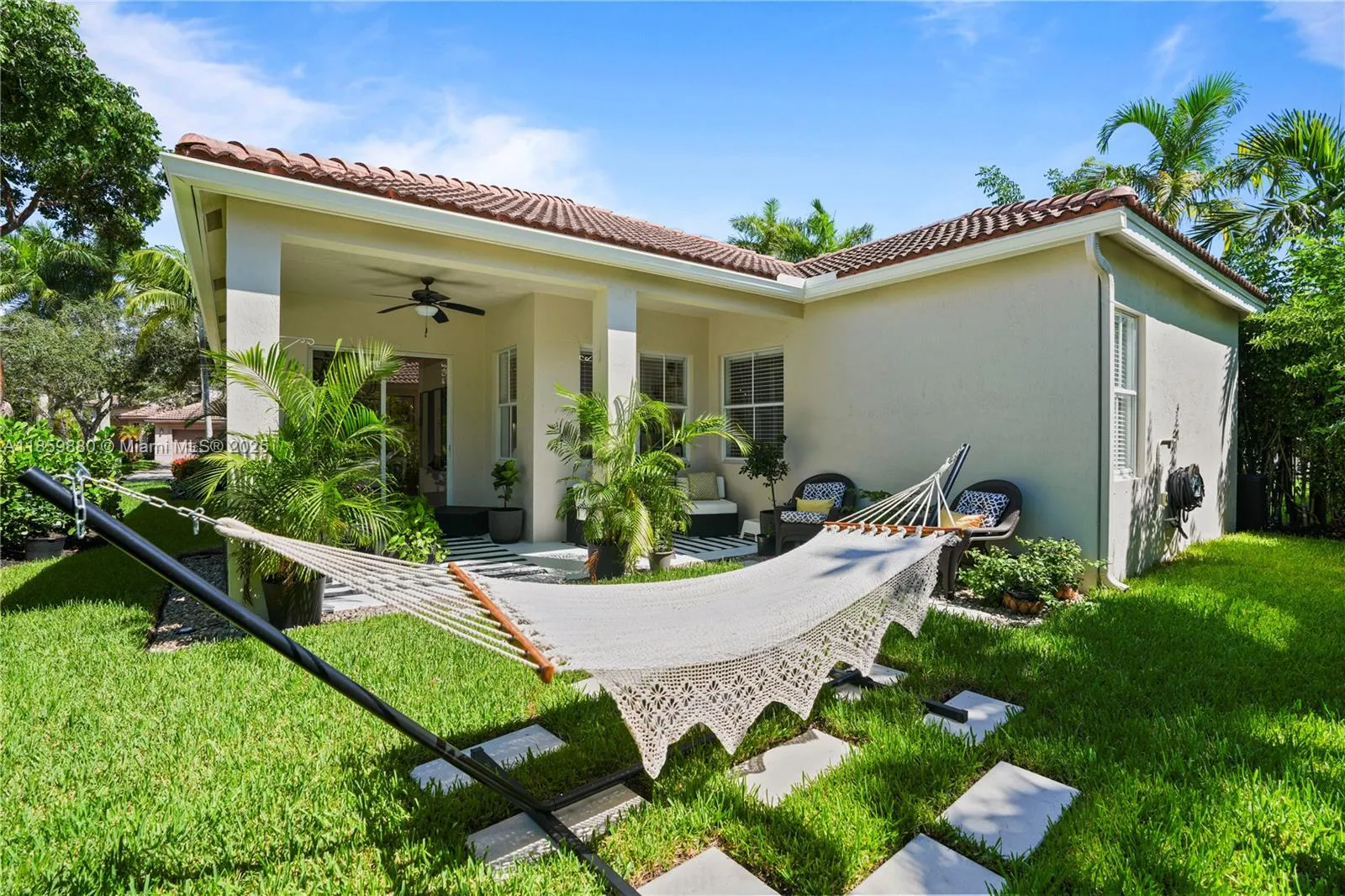 593 Pigeon Plum Way