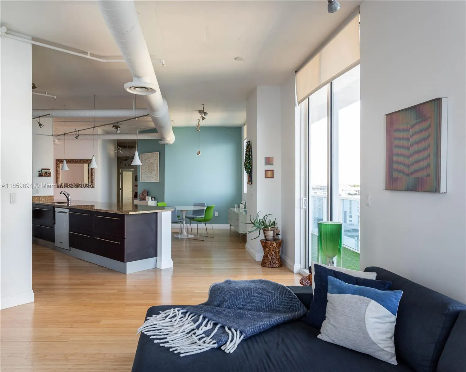 700 NE 25th St, #1003