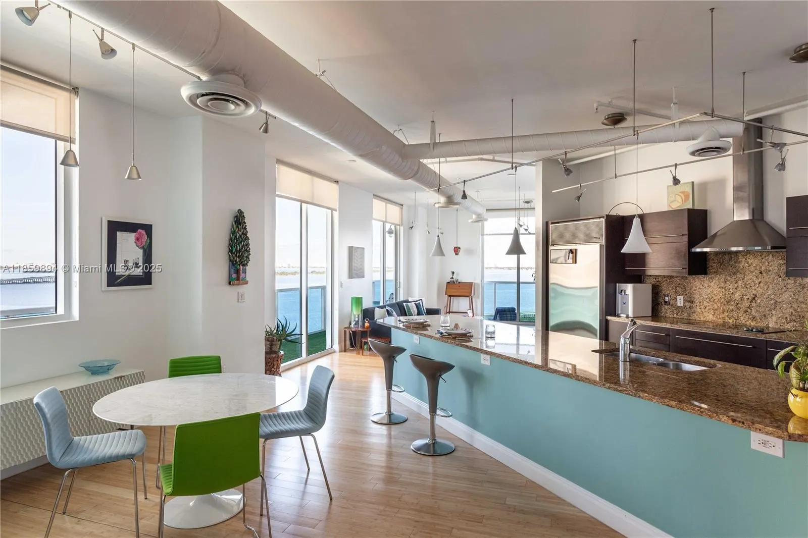 700 NE 25th St, #1003