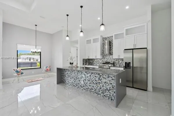 2447 NW 21st Ter
