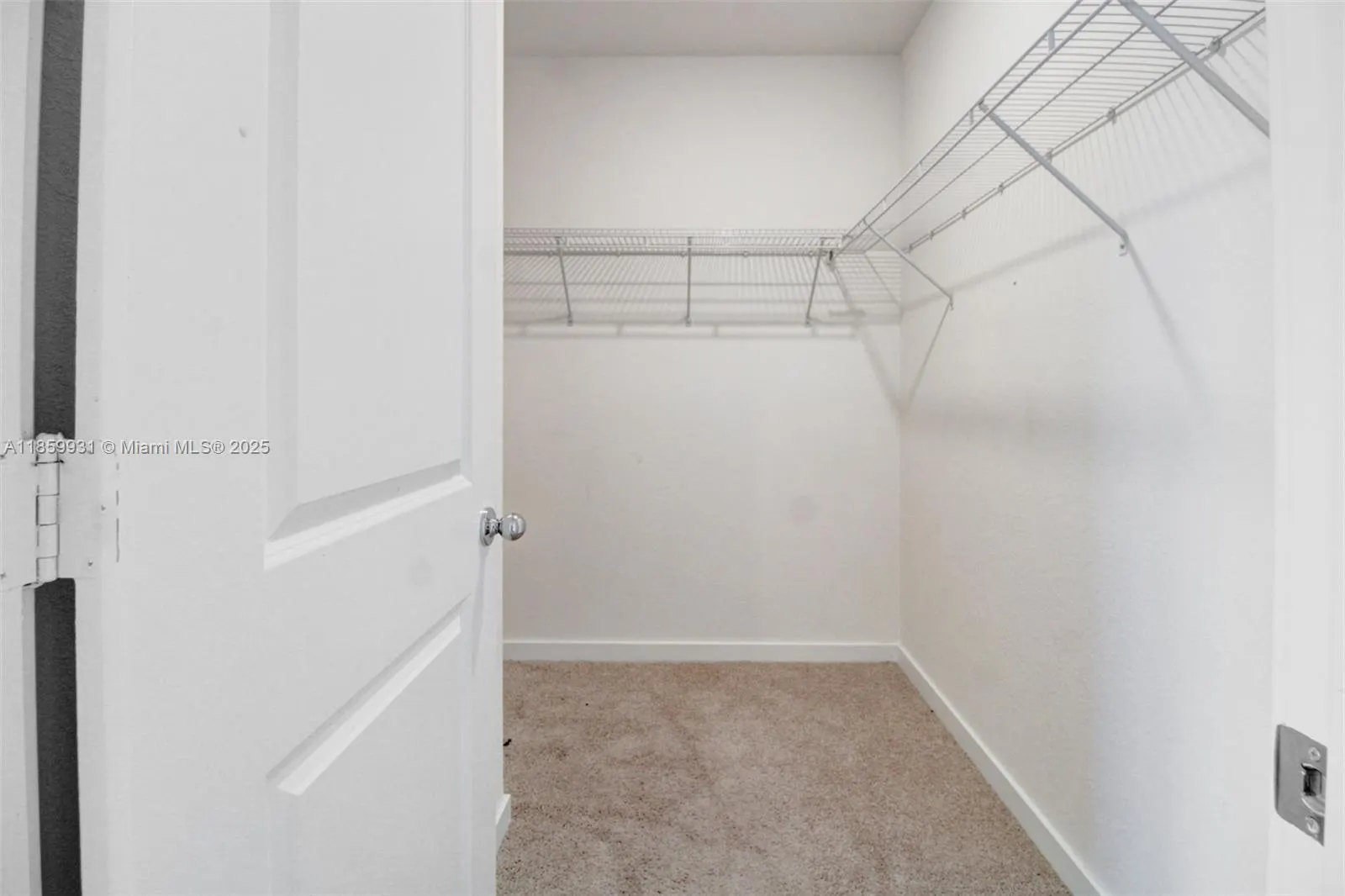 339 NE 12th St, #339
