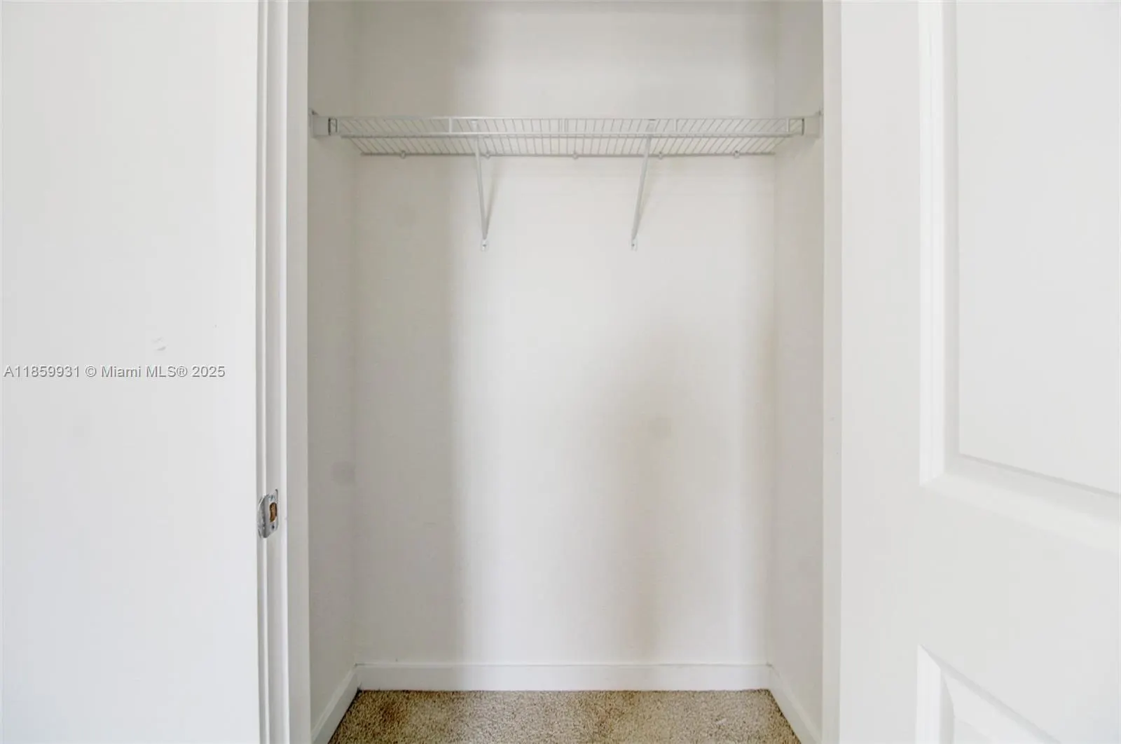 339 NE 12th St, #339