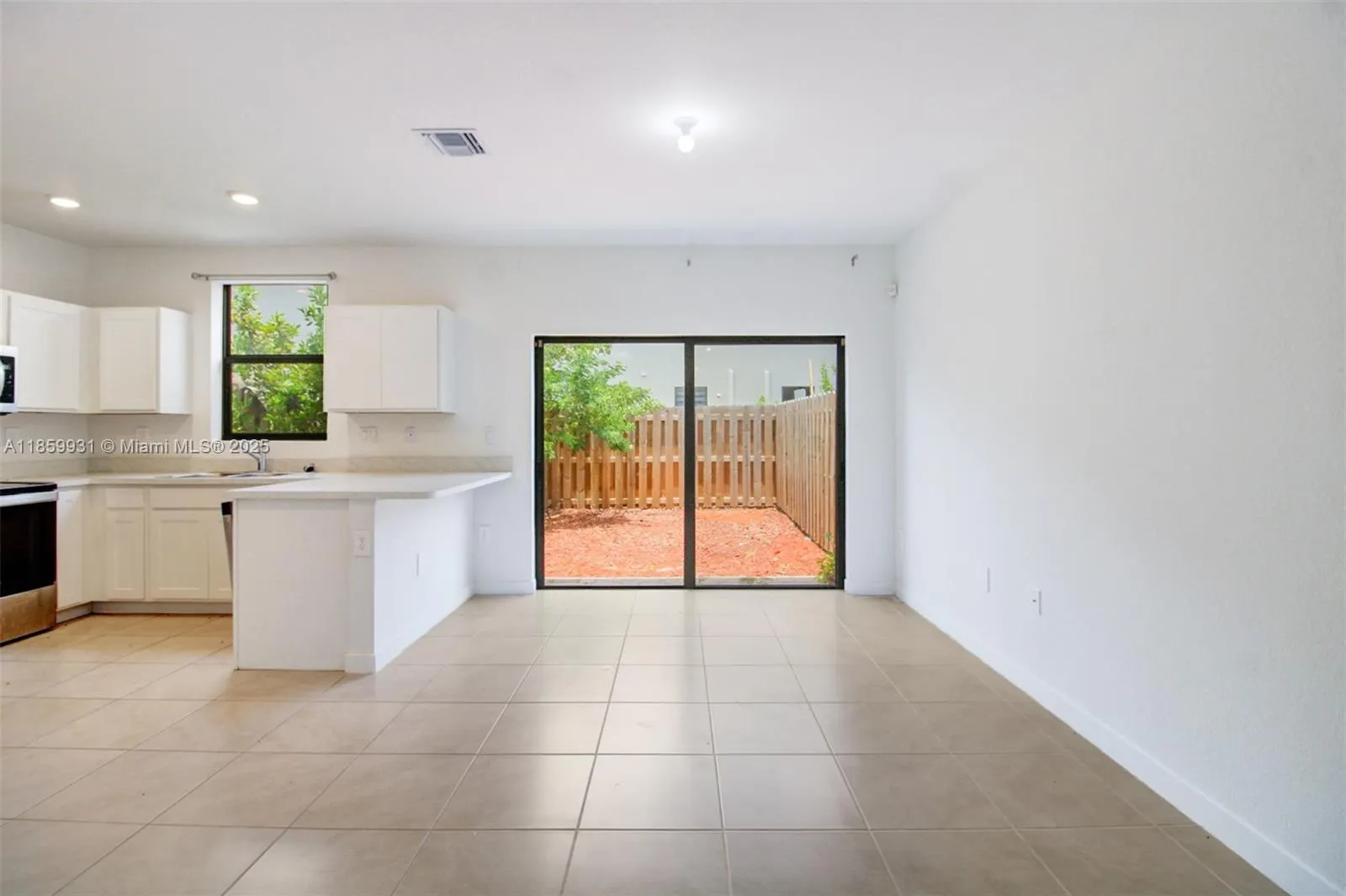 339 NE 12th St, #339
