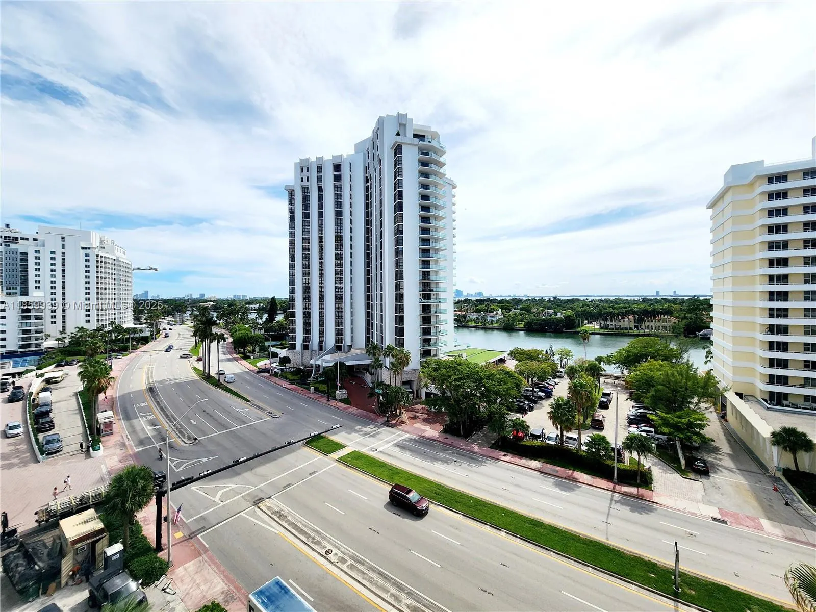 5555 Collins Ave, #9S