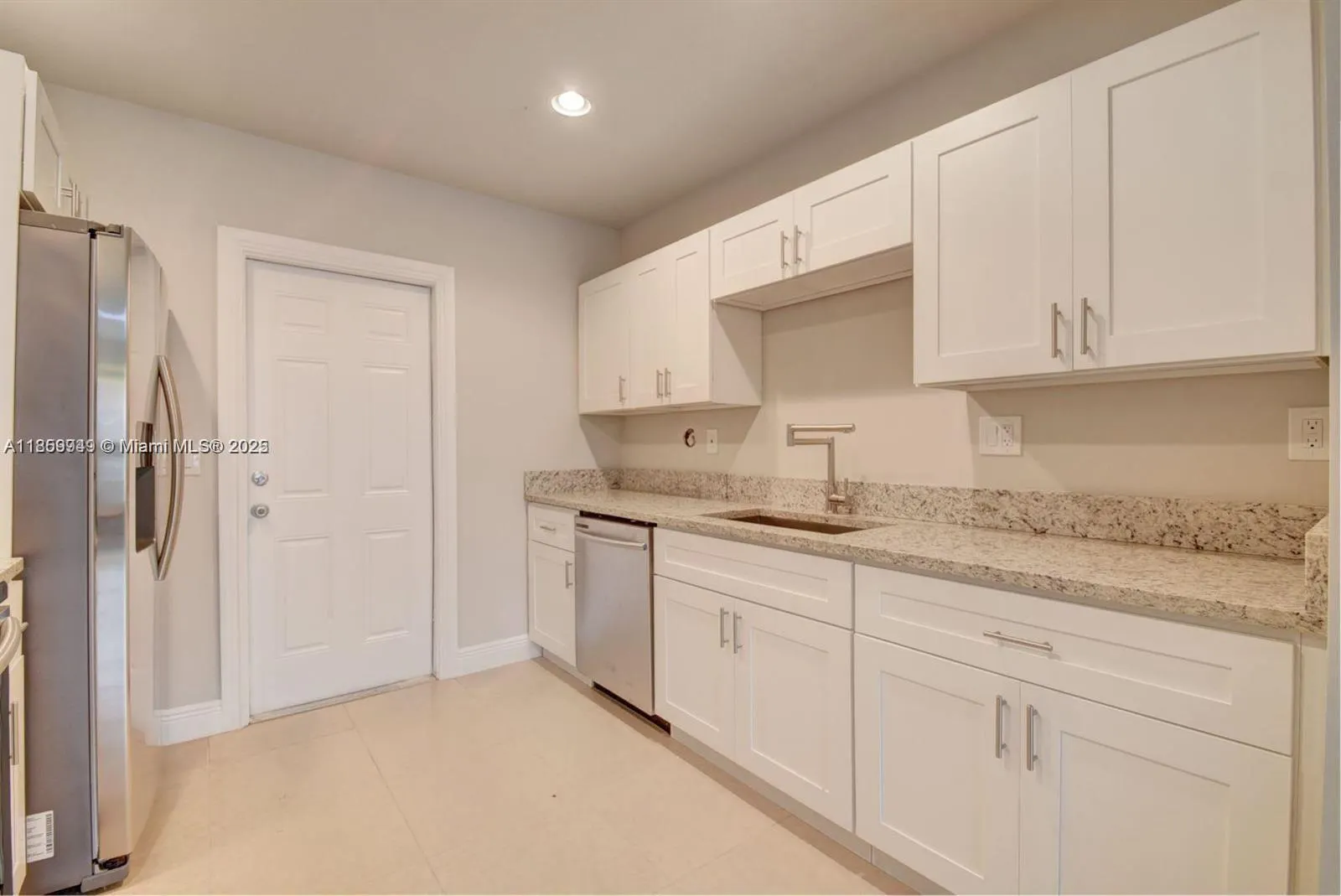 2203 NE 3rd Ave, #2203