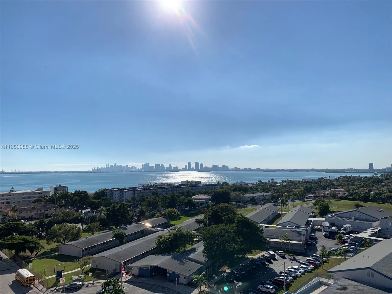 7601 E Treasure Dr, #1205