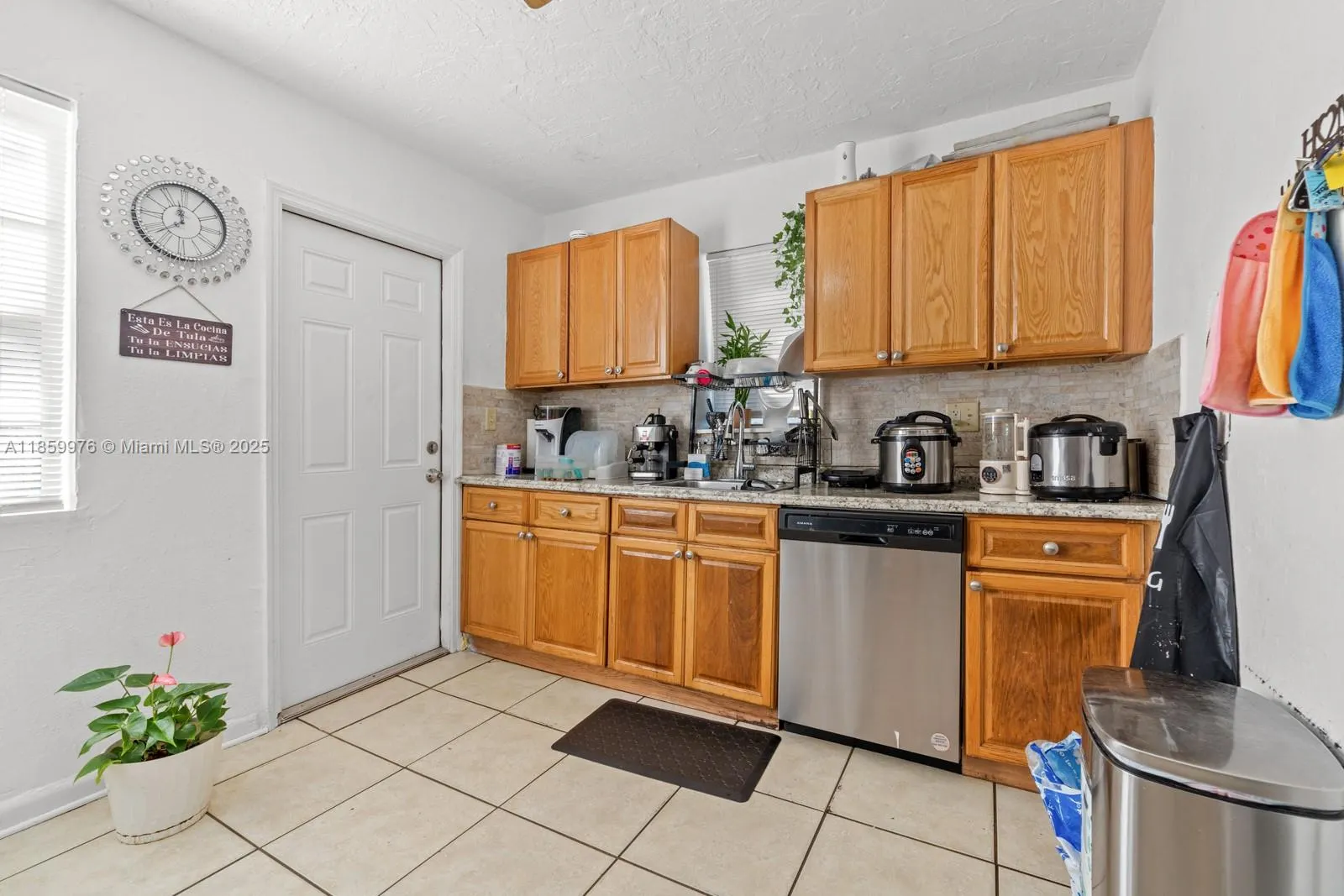 1304 NW 43rd St