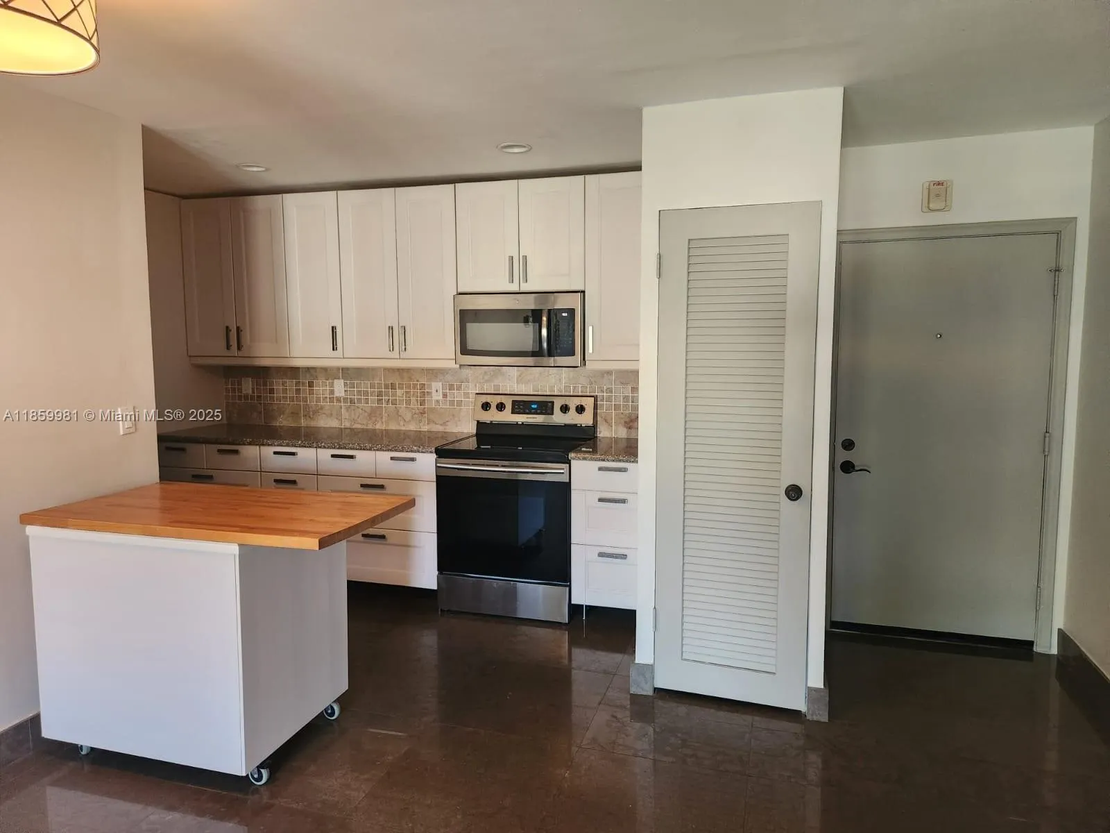 124 NE 19th Ct, #206B