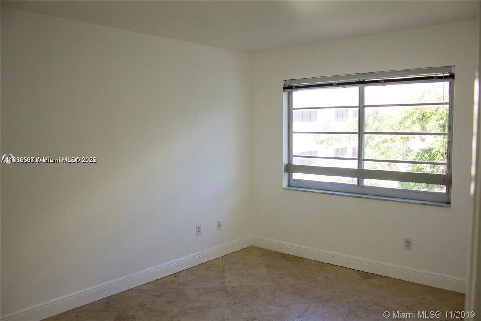 1610 Lenox Ave, #410