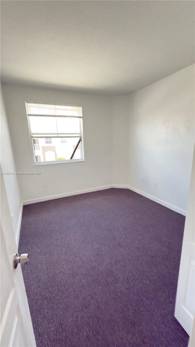 2758 SE 17th Ave, #202