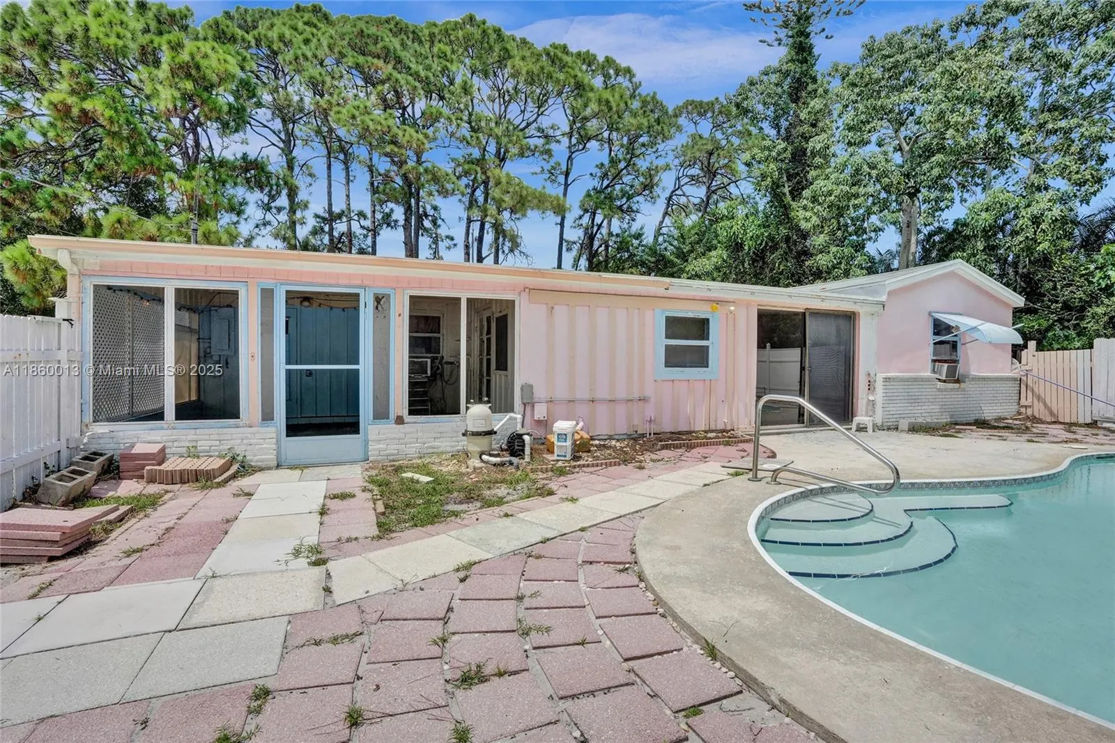 23 SW Watercress Way