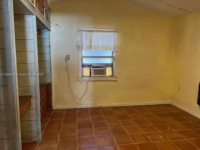 23 SW Watercress Way