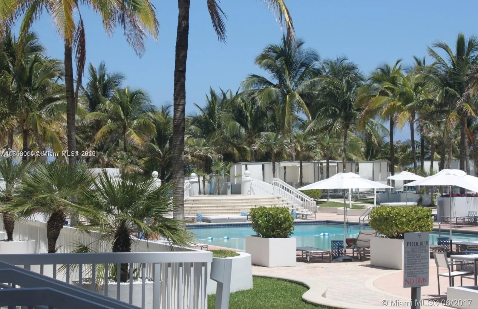 10275 Collins Ave, #606