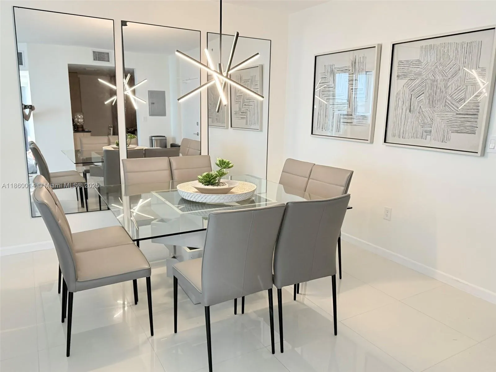 10275 Collins Ave, #606