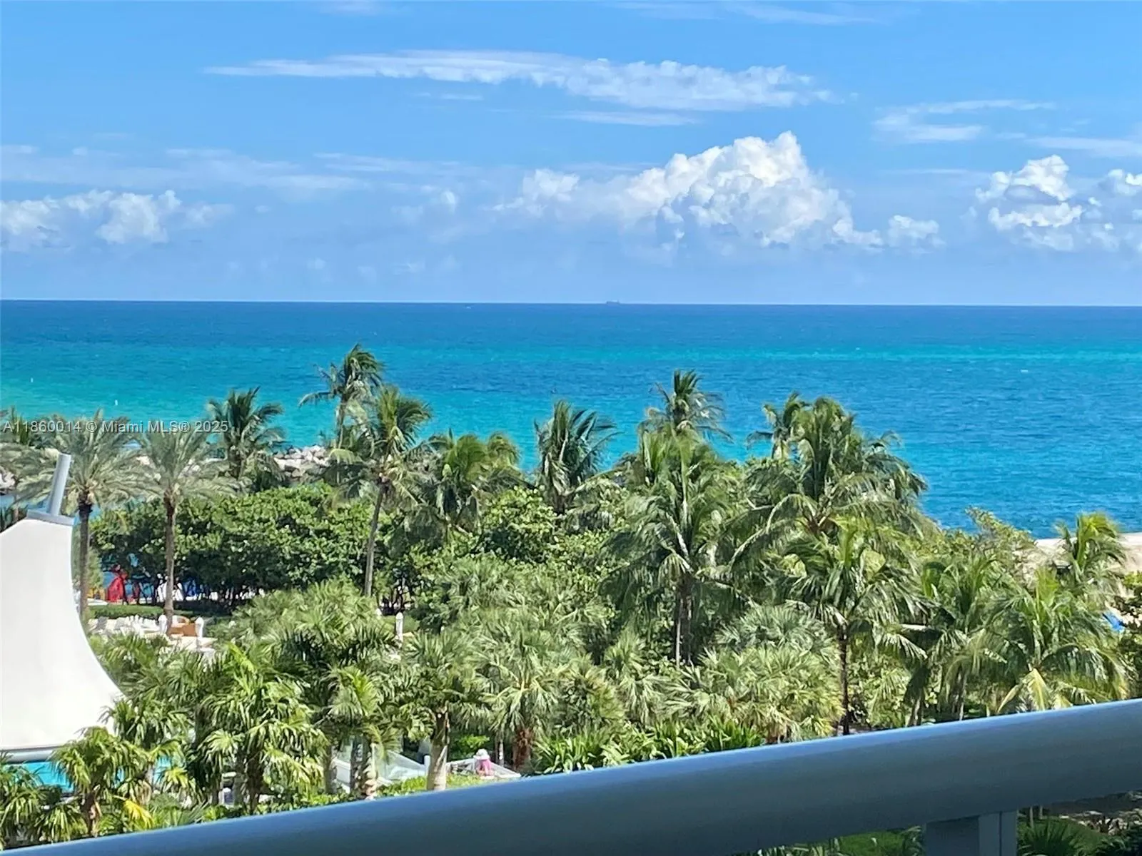 10275 Collins Ave, #606