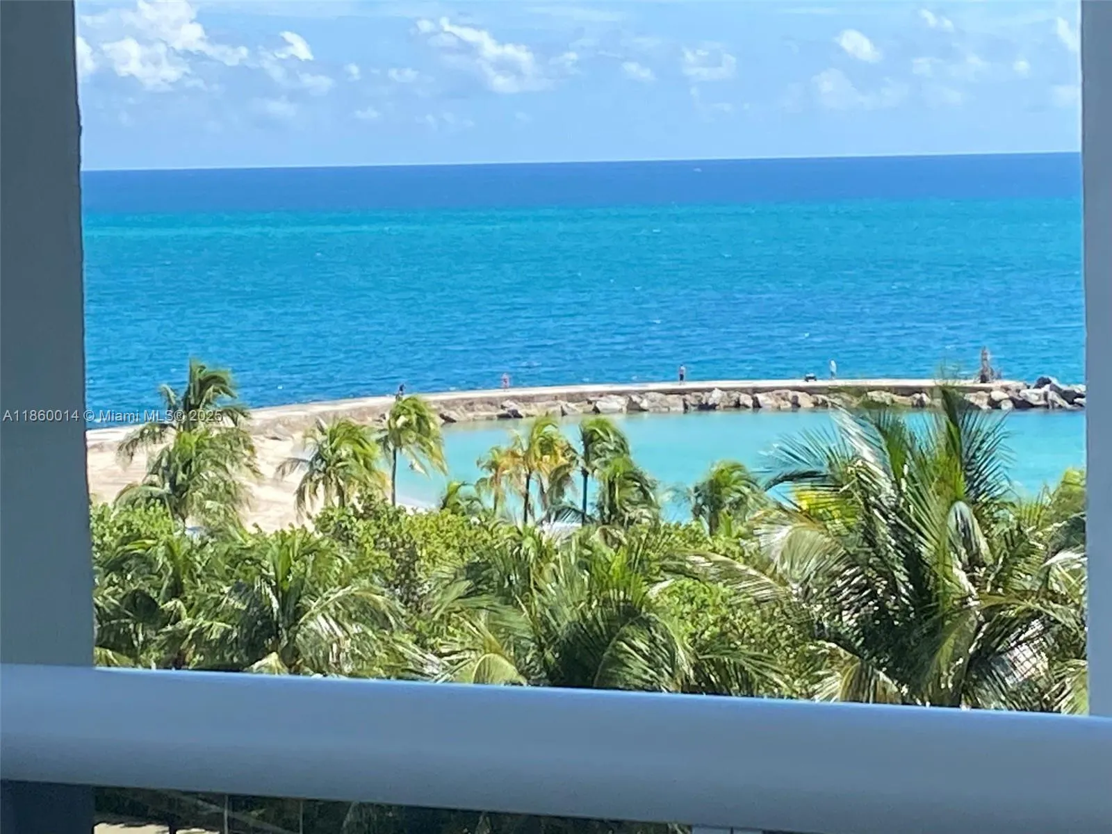 10275 Collins Ave, #606