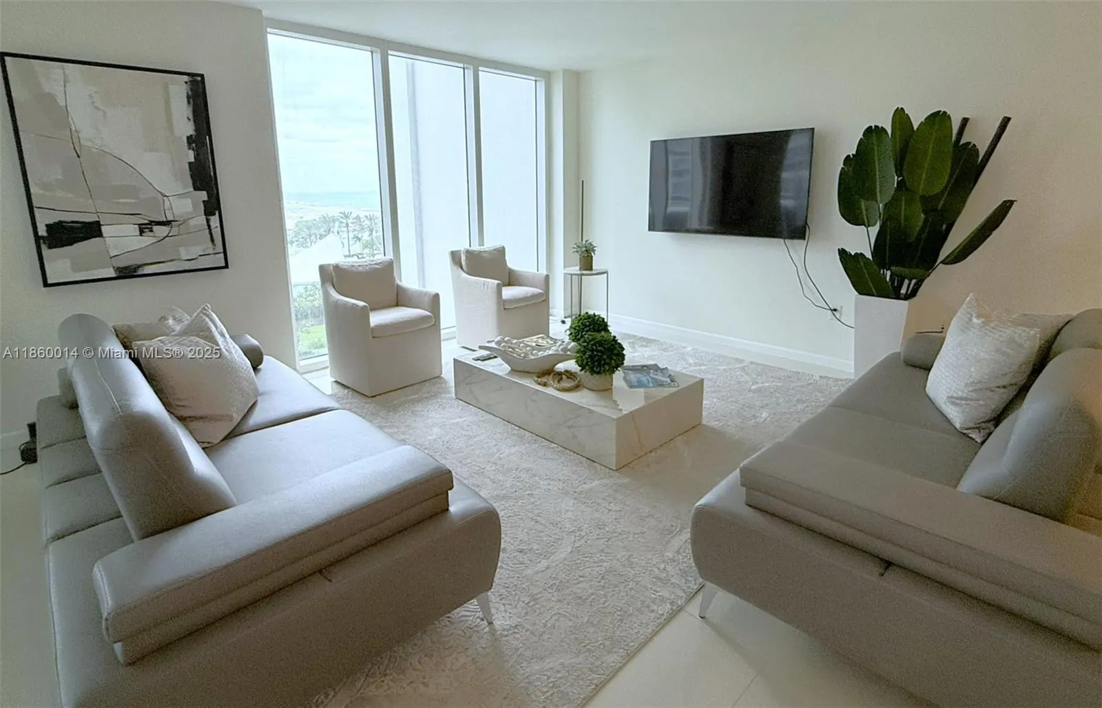 10275 Collins Ave, #606