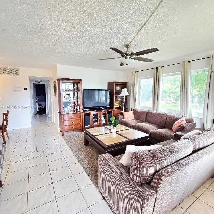 135 NE 202nd Ter, #N18