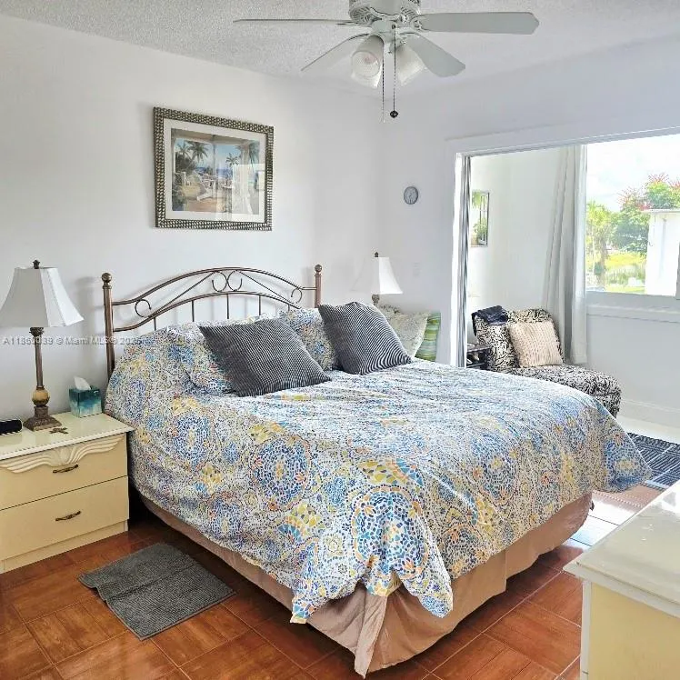 135 NE 202nd Ter, #N18