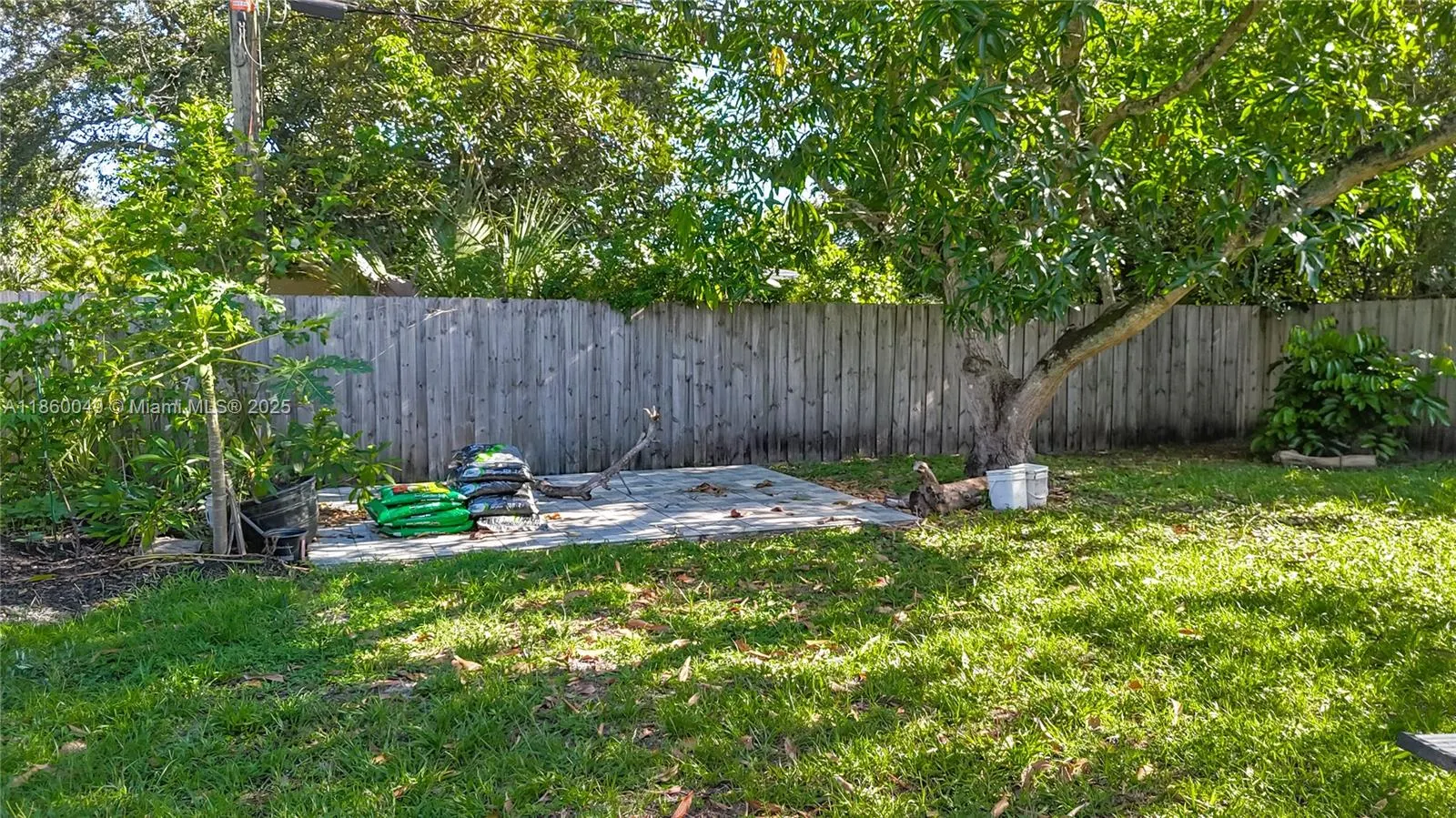 921 NW 14th St