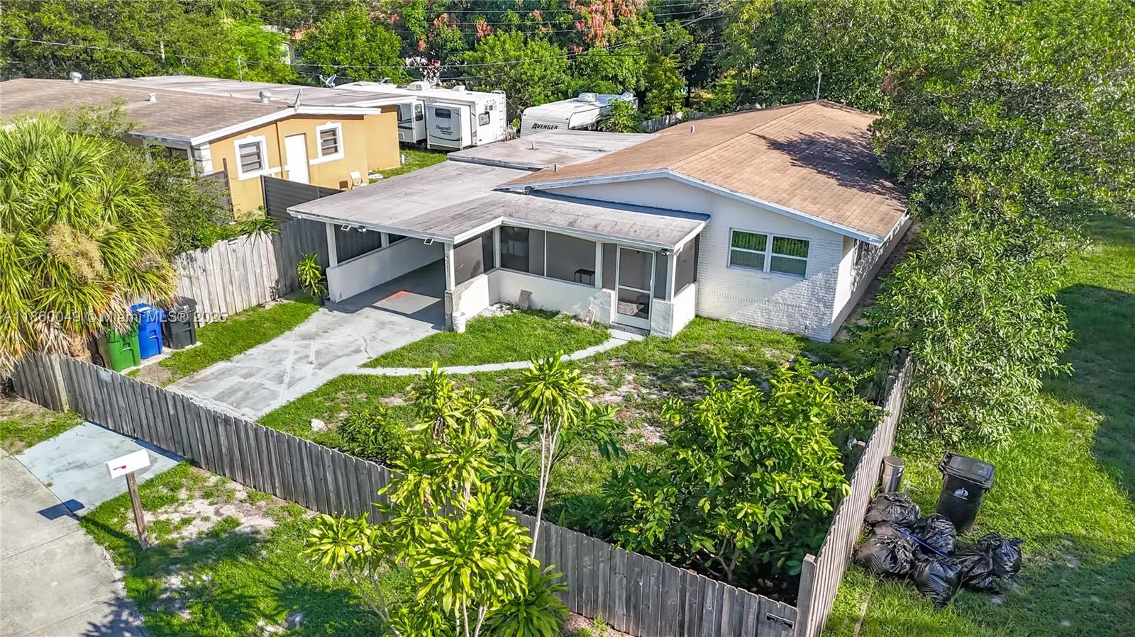 921 NW 14th St