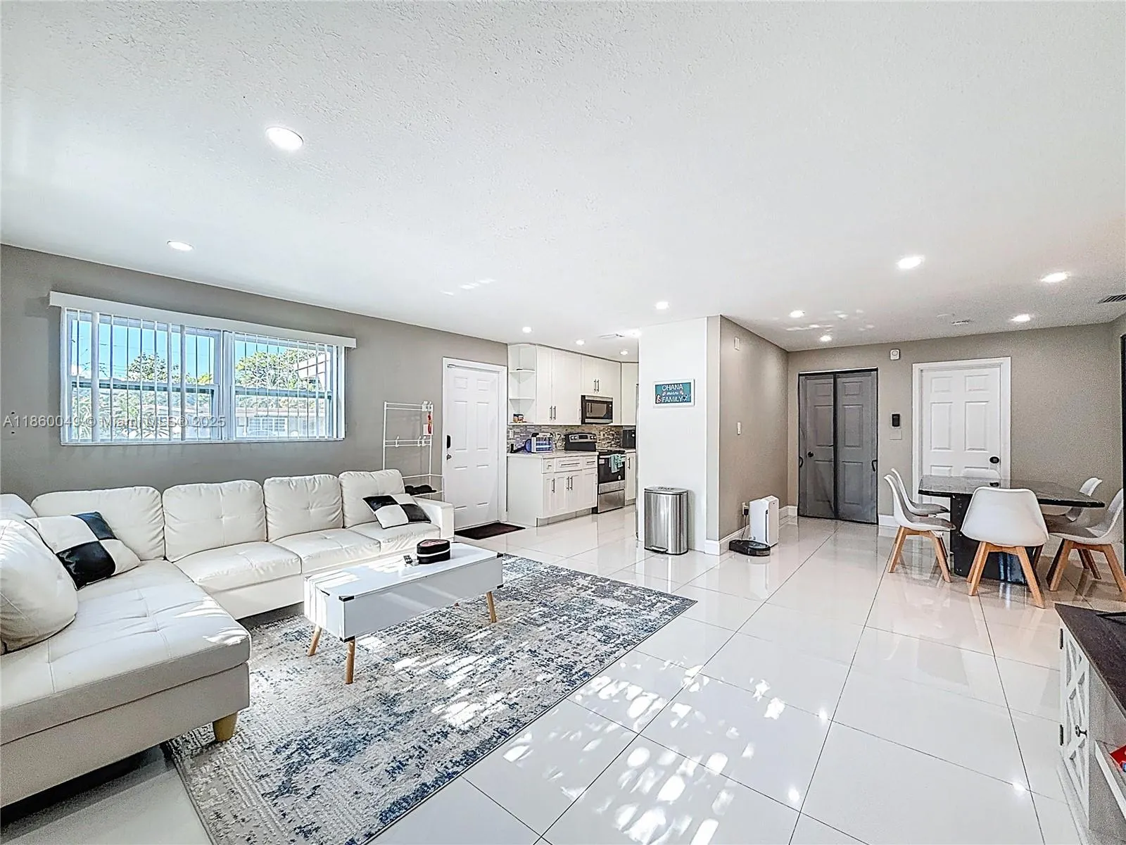 921 NW 14th St