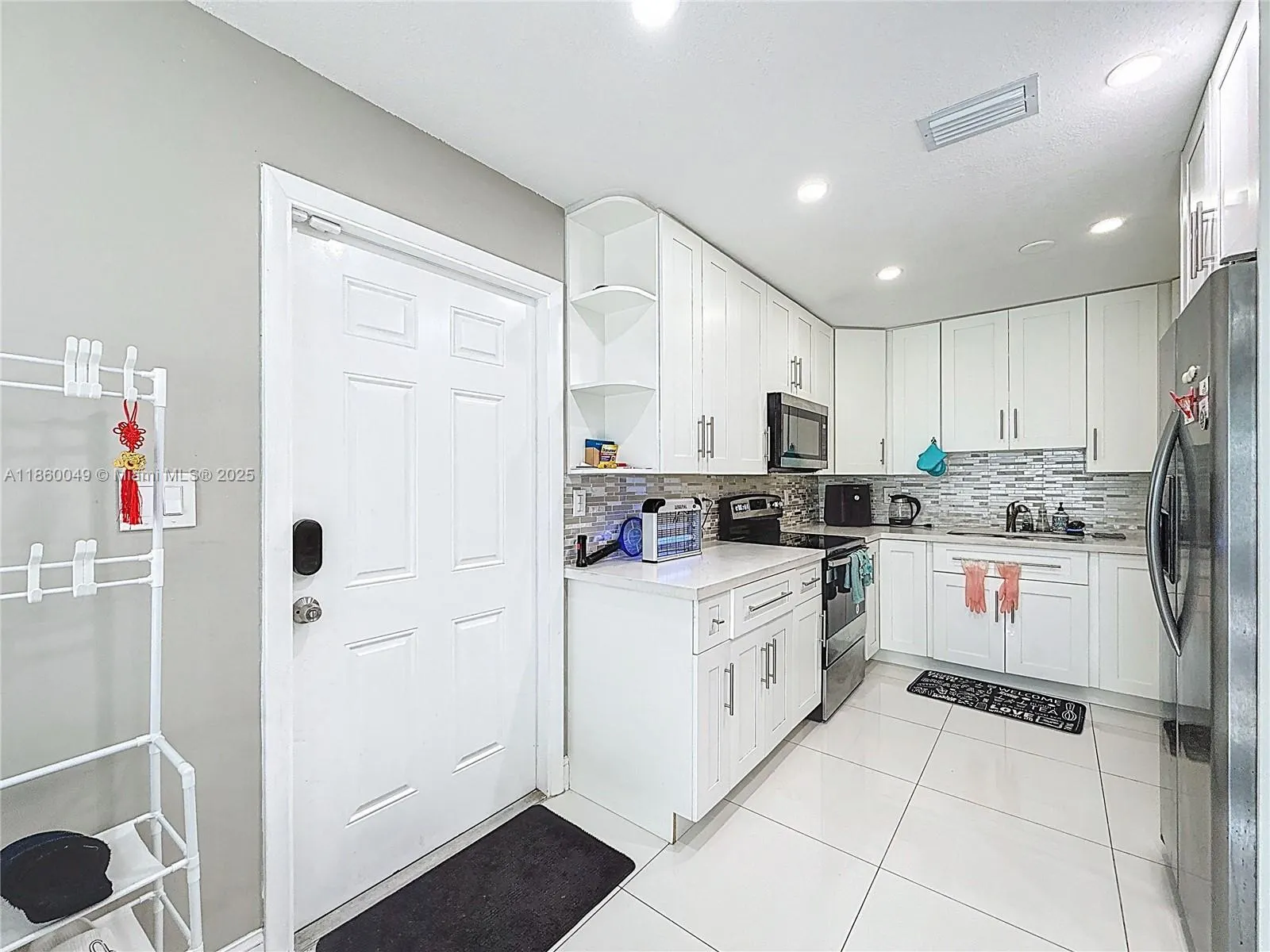 921 NW 14th St
